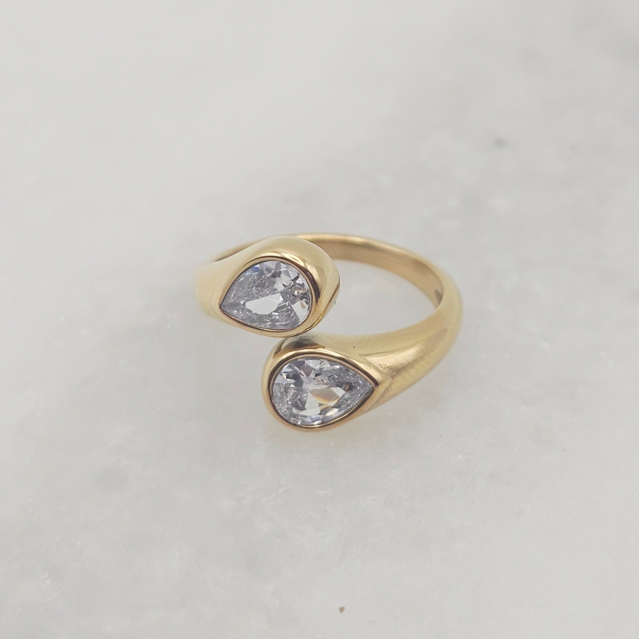 HARPER DELICATE GOLD RING WATER RESISTANT