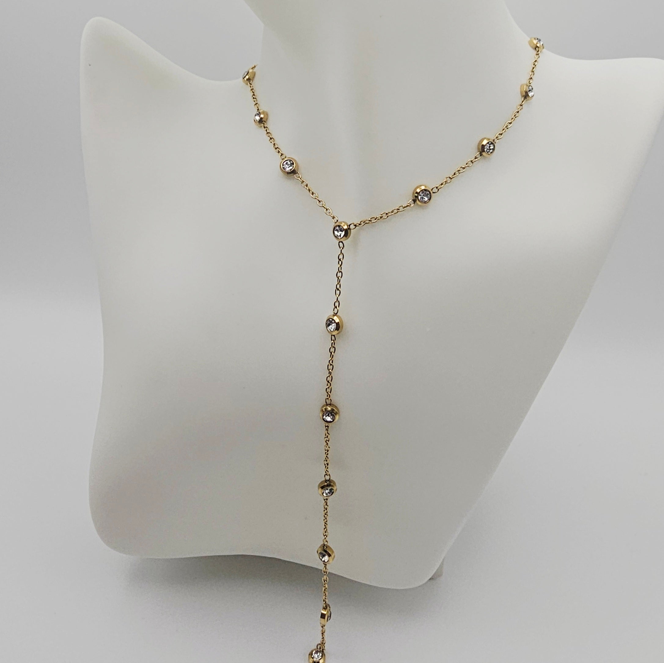 DELICATE Y NECKLACE GOLD