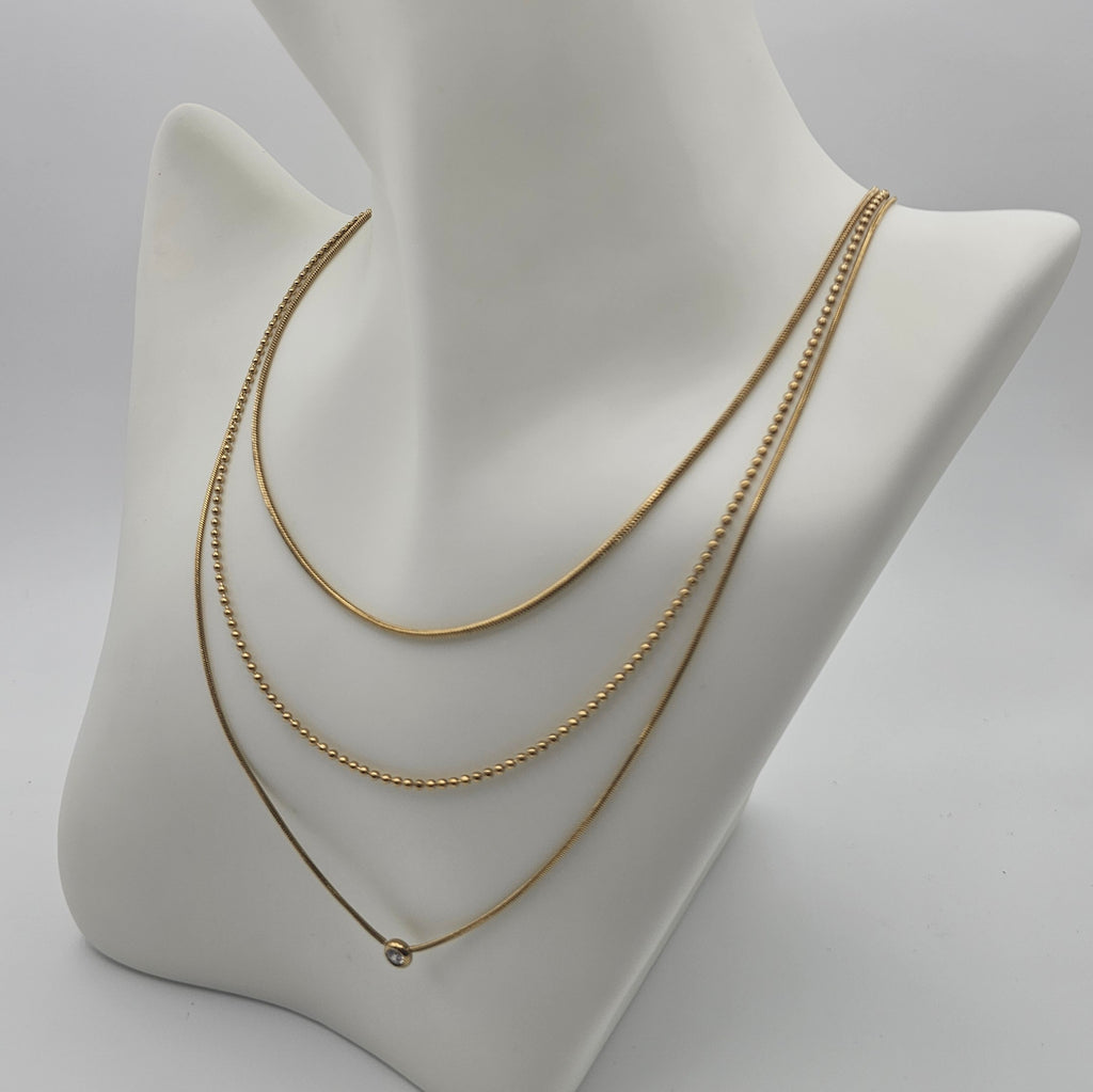 TRIPLE LAYER NECKLACE GOLD