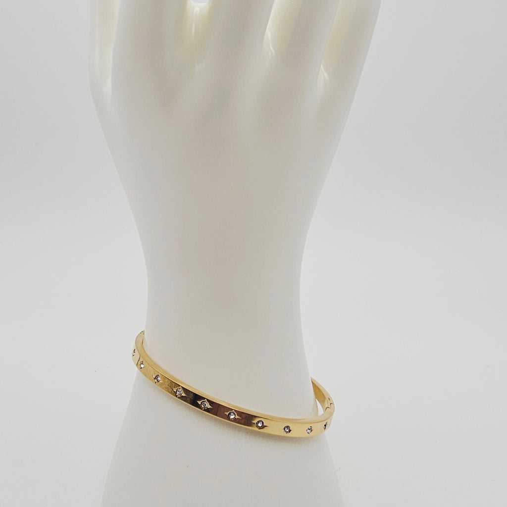 LUCY ELEGANT GOLD BRACELET STACKABLE