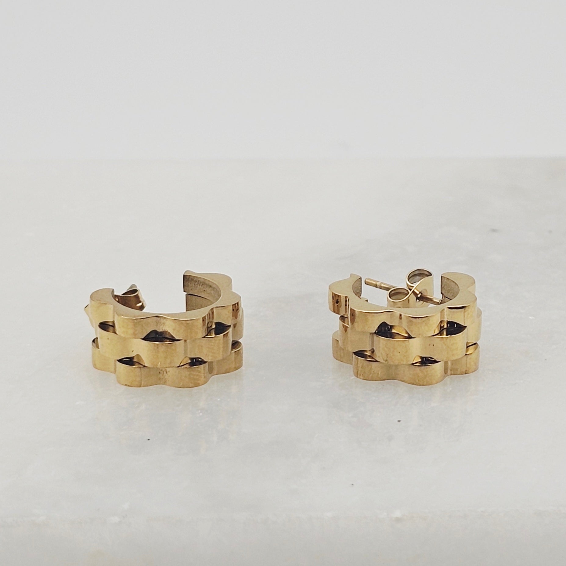 KAIA ROLLY WATCH BAND EARRINGS GOLD WATER RESISTANT
