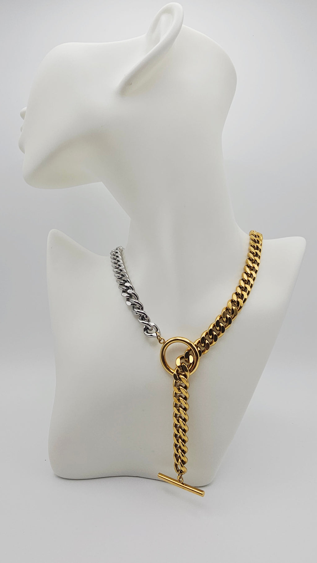 REAGAN CHAINLINK NECKLACE