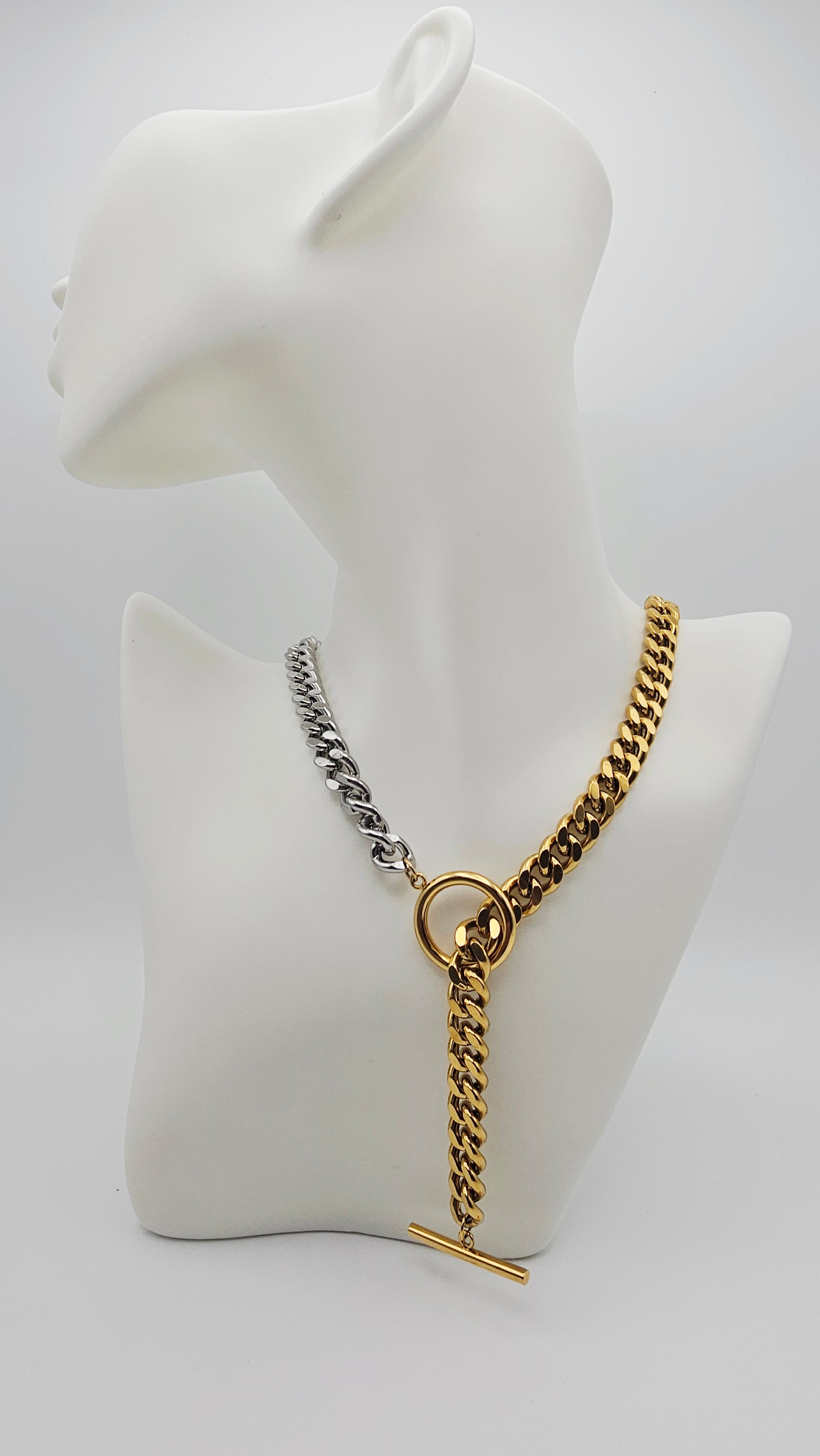REAGAN CHAINLINK NECKLACE