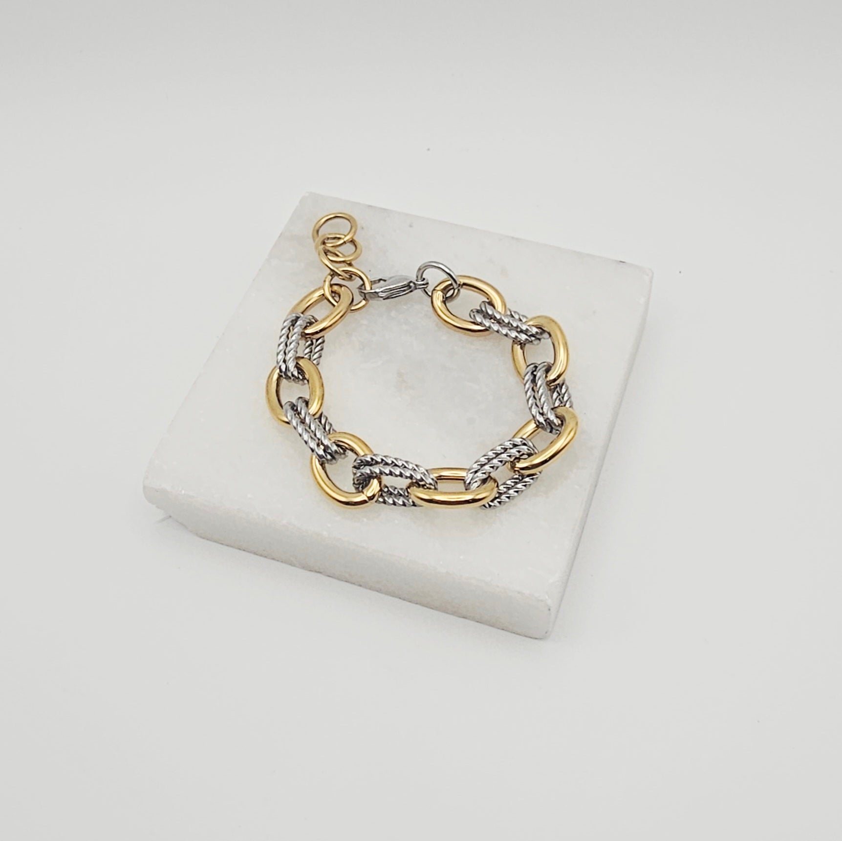 MARGO BOLD STATEMENT TWO TONED BRACELET