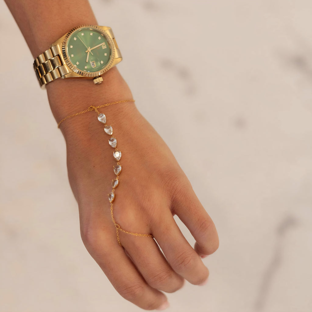 DIAMOND HAND CHAIN GOLD WATER RESISTANT
