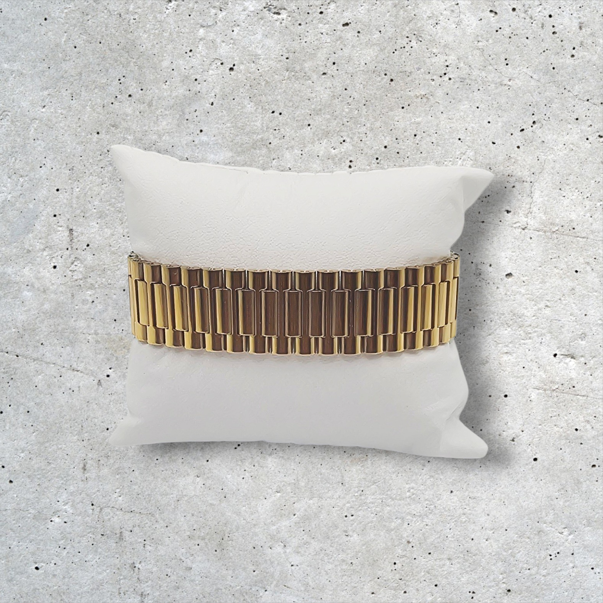 THICK GOLD WATCH BAND BRACELET WATER RESISTANT