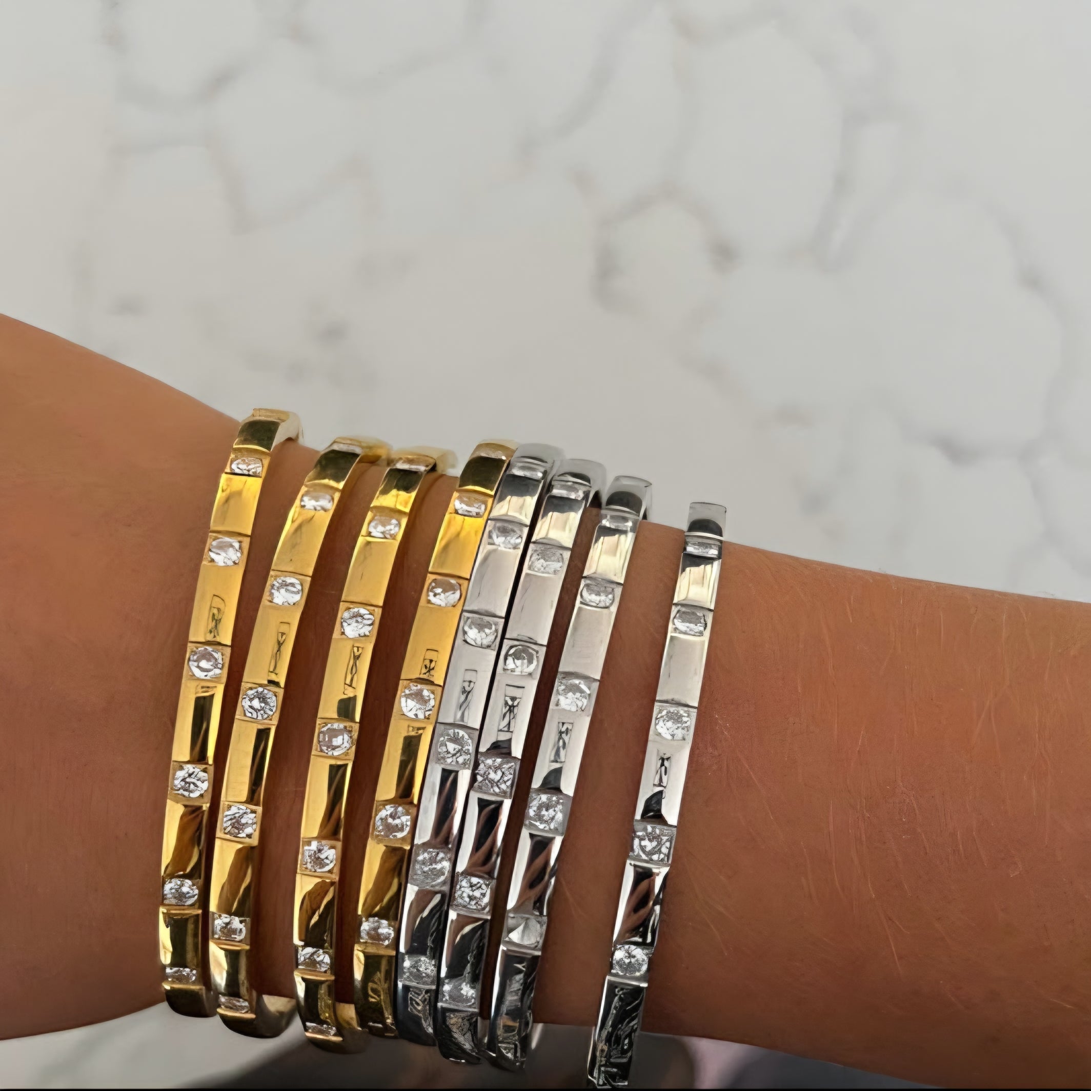 JAMIE ELEGANT SILVER BRACELET STACKABLE